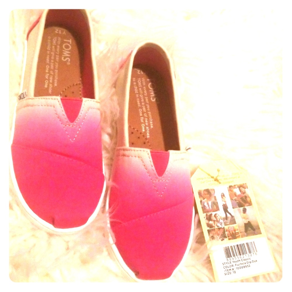Girls Toms